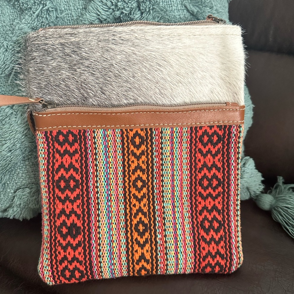Myra Crossbody Bag